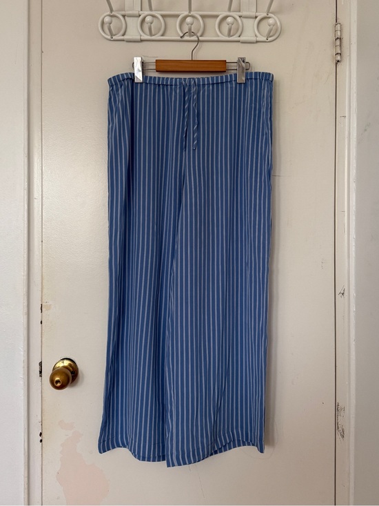 Aritzia Pants - ARITZIA Blue / White Stripped Claro Silk Pants
